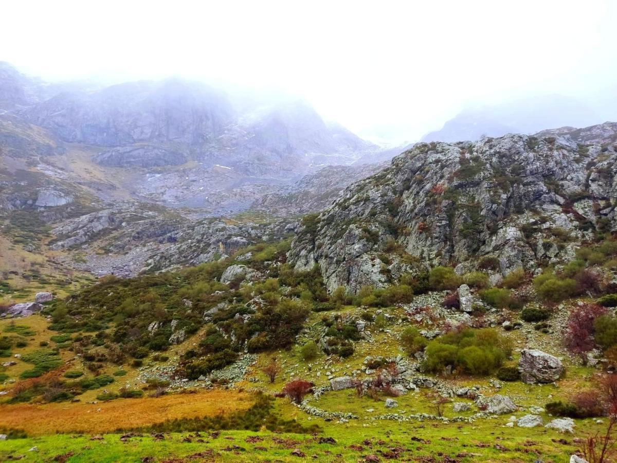 La Casita De La Montana Appartement Alba de los Cardaños Buitenkant foto